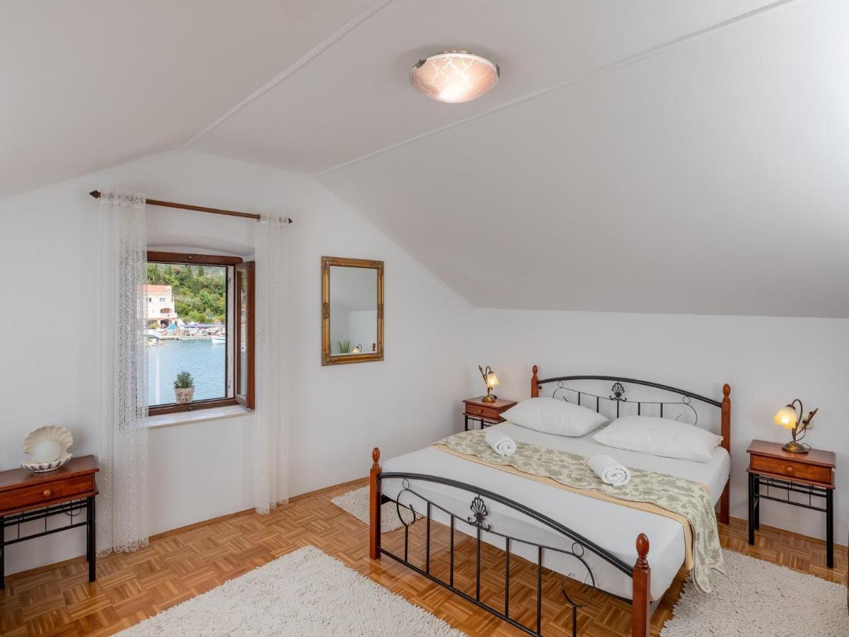Holiday Home By The Sea - Nina & Kate Ston Bagian luar foto